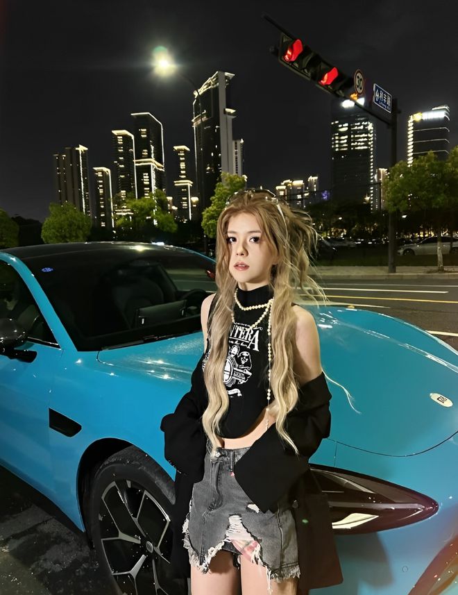 车主质量都这么高的吗？仙女也就长这样吧pg电子模拟器电脑版小米SU7的美女